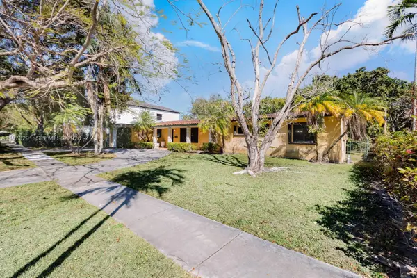 3721 SW 58th Ave, Miami, FL 33155