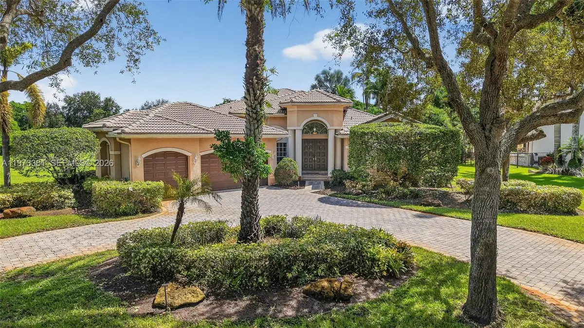 3792 Churchill Downs Dr, Davie, FL 33328 - #1