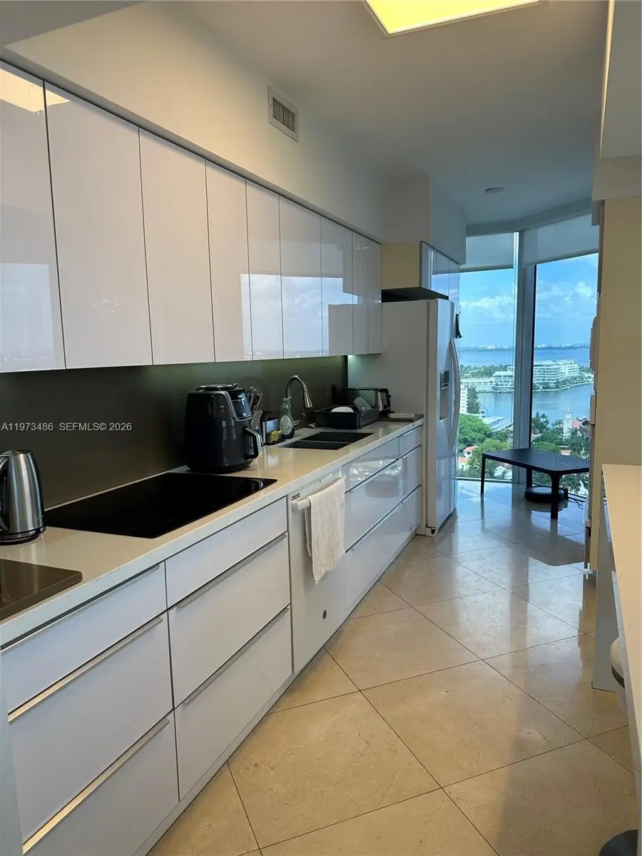 4775 Collins Ave #2407, Miami Beach, FL 33140 - #3