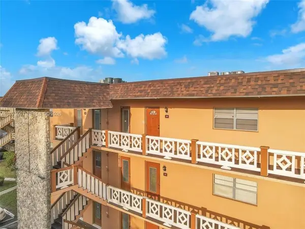 5021 W Oakland Park Blvd #104, Lauderdale Lakes, FL 33313