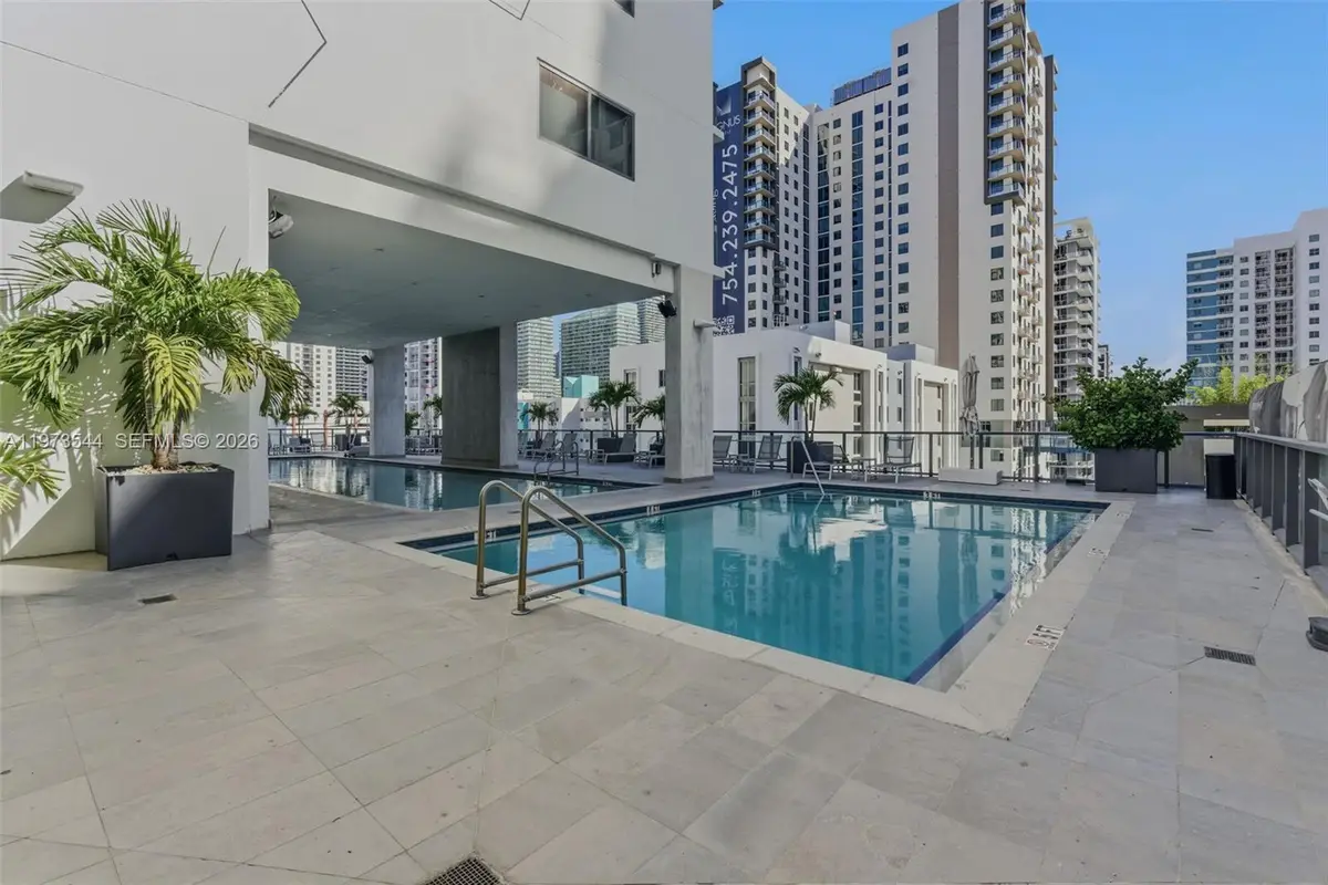 229 SW 9th St #407, Miami, FL 33130 - #1