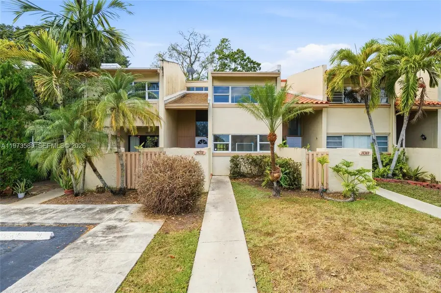 14371 Kendale Lakes Cir, Miami, FL 33183 - #2