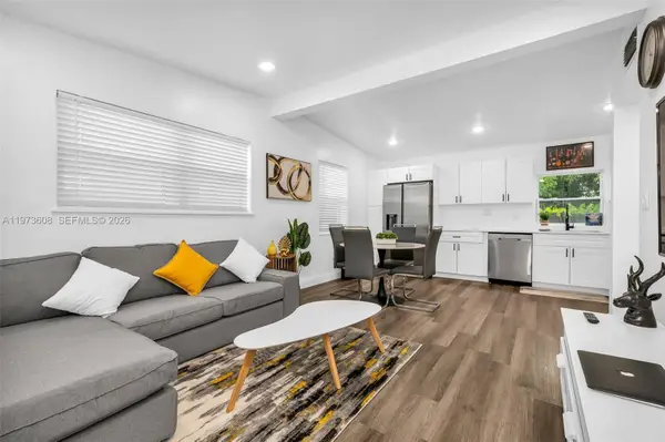 272 NW 31st Ave, Fort Lauderdale, FL 33311