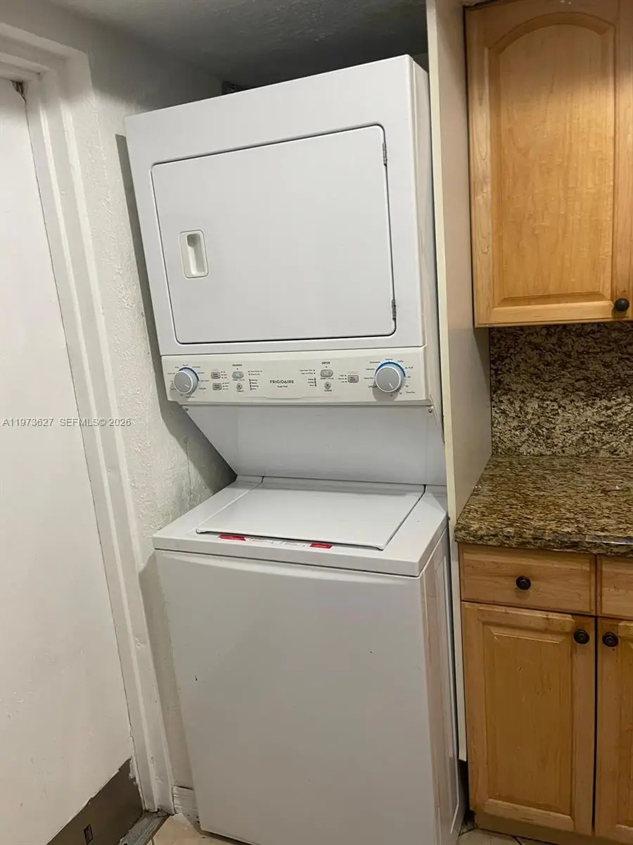 7410 SW 82nd St #K202, Miami, FL 33143 - #3