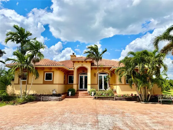 20401 SW 184 St, Miami, FL 33187