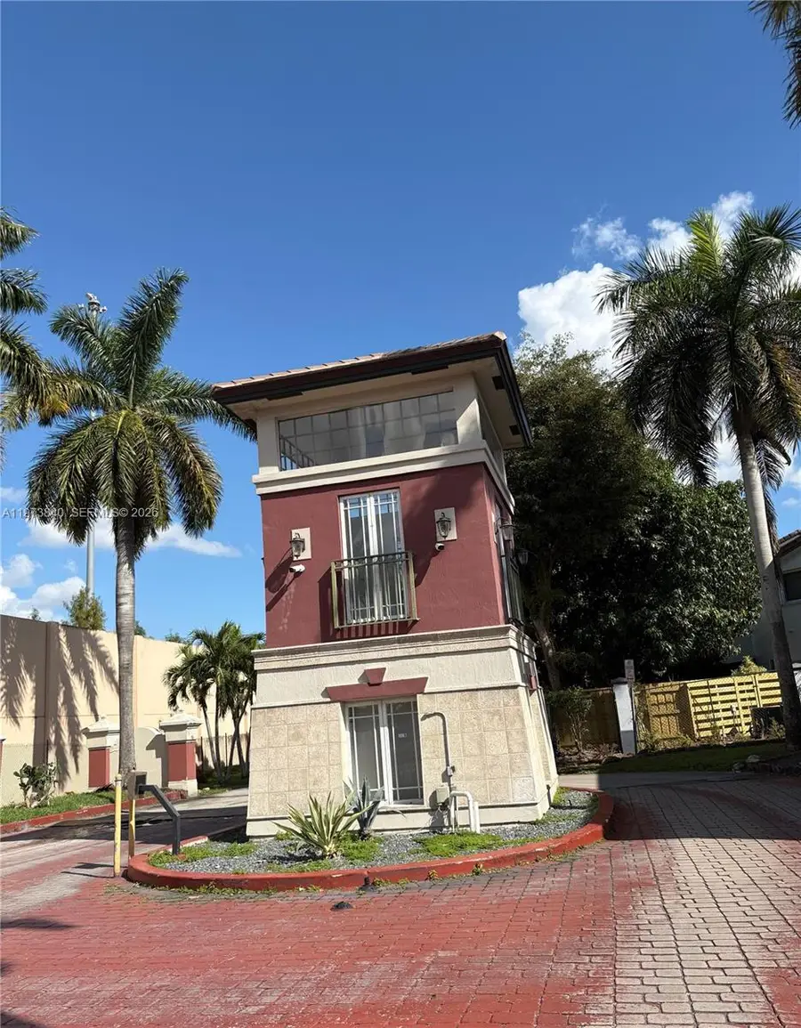 8346 NW 10th St, Miami, FL 33126 - #3