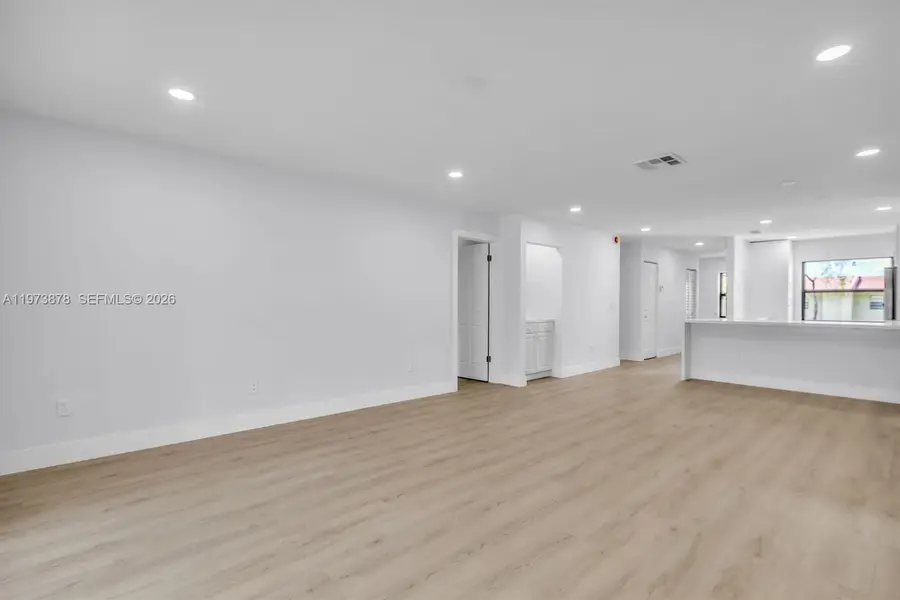 8535 Casa Del Lago #F, Boca Raton, FL 33433 - #3