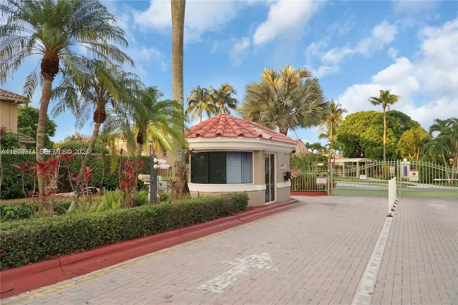 2150 NW 100th Ave, Pembroke Pines, FL 33024 - #3