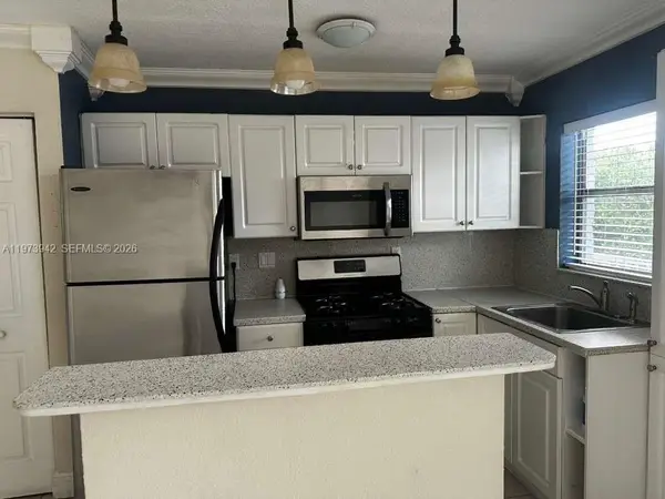 7101 SW 89th Ct #212, Miami, FL 33173