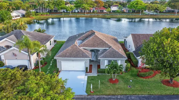 2385 SE 7th Pl, Homestead, FL 33033