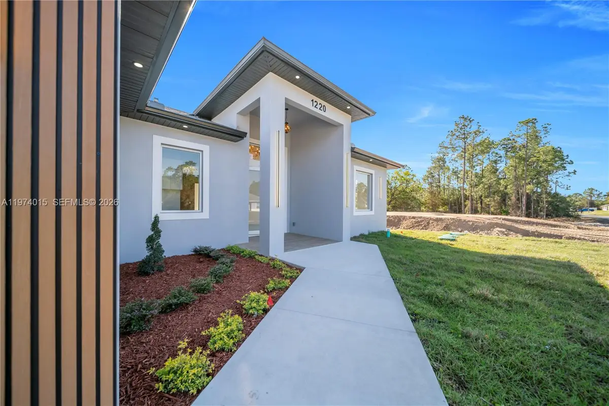 1220 Euclid Ave, Lehigh Acres, FL 33972 - #1