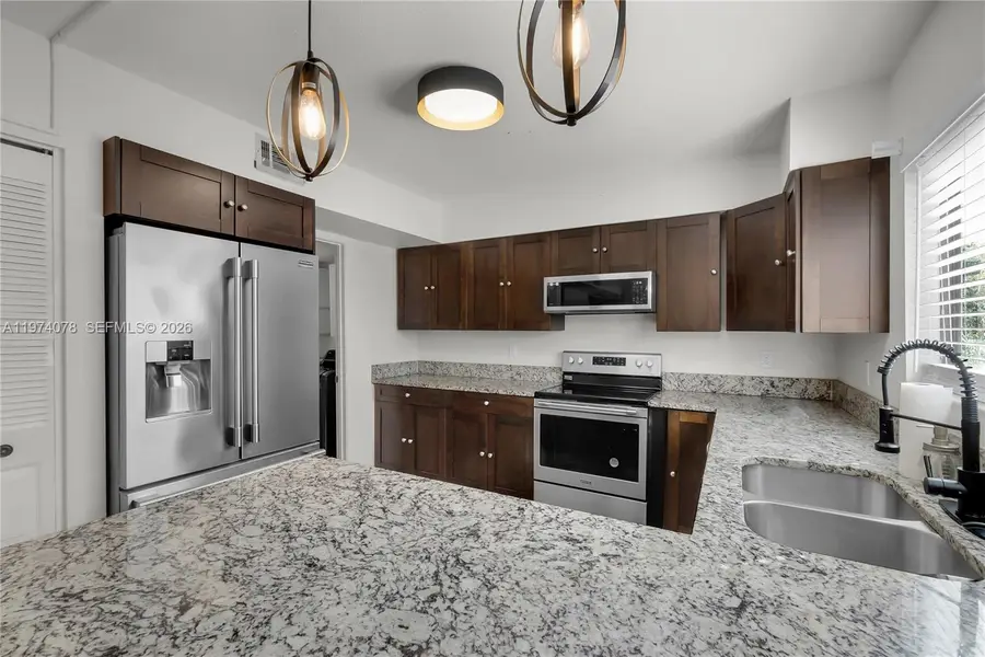 1550 SE Dewberry Ct, Port Saint Lucie, FL 34952 - #2