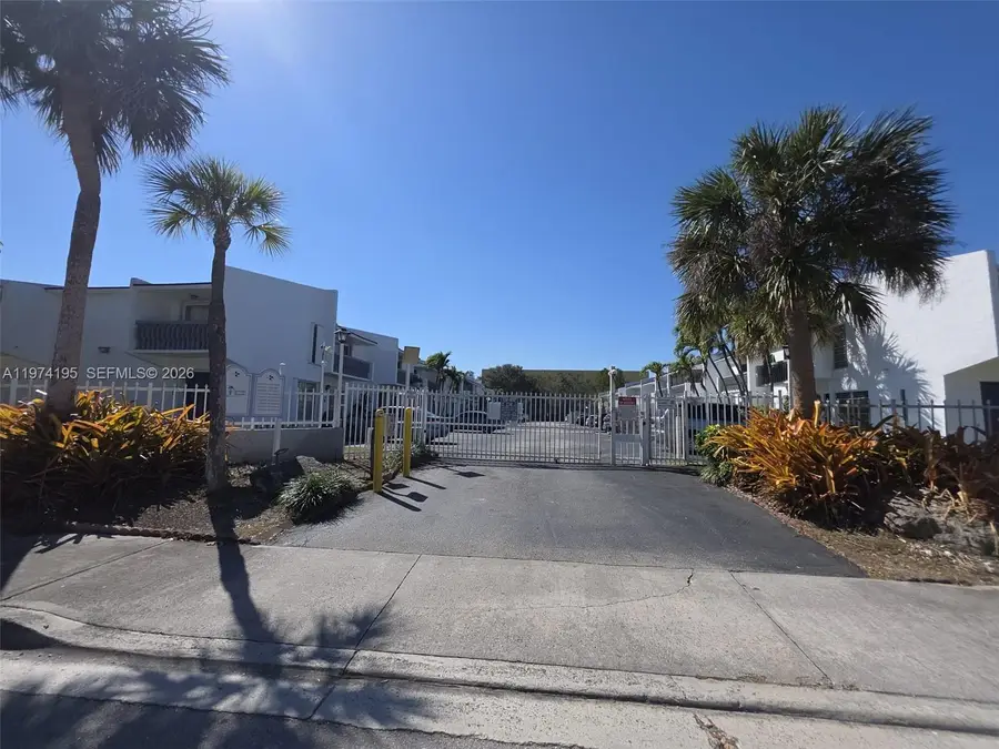 17170 SW 94th Ave #807, Palmetto Bay, FL 33157 - #2