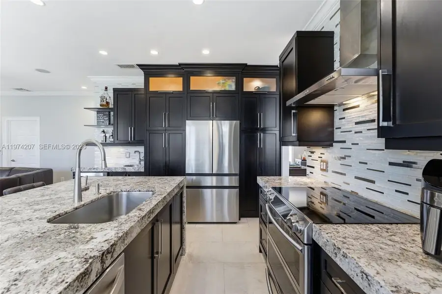 1521 NW 178th Ter, Pembroke Pines, FL 33029 - #3