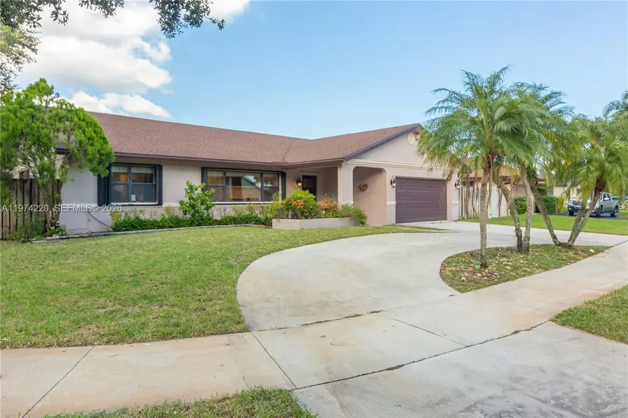 11945 SW 54th St, Cooper City, FL 33330 - #3