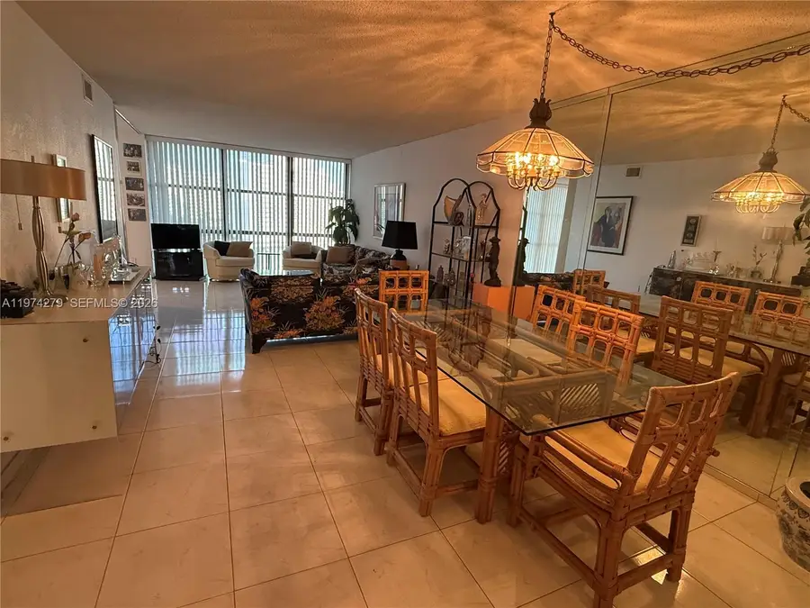 1000 Parkview Dr #1022, Hallandale Beach, FL 33009 - #2