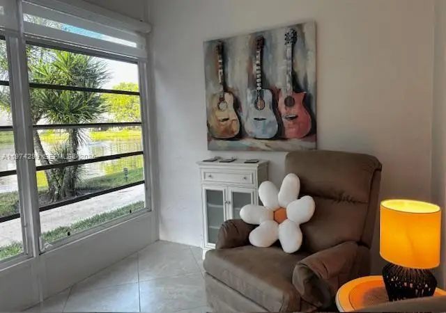 5101 NW 34th St #101, Lauderdale Lakes, FL 33319 - #2