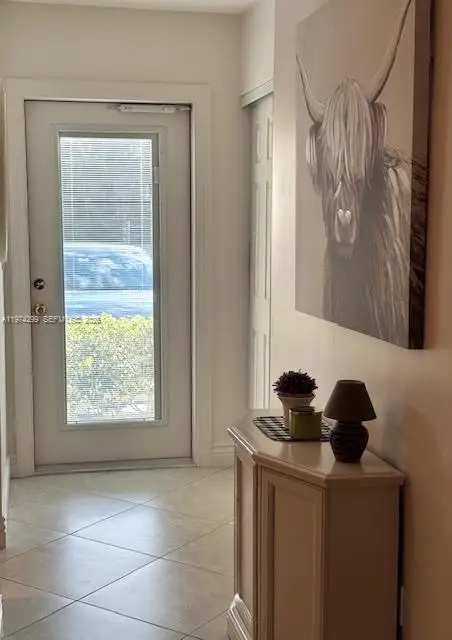 5101 NW 34th St #101, Lauderdale Lakes, FL 33319 - #3