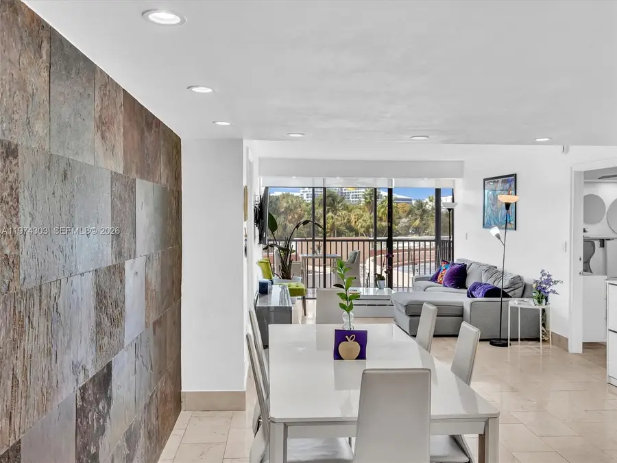 20335 W Country Club Dr #310, Aventura, FL 33180 - #2