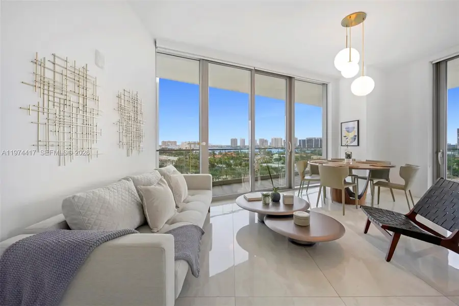 18975 Collins Ave #605, Sunny Isles Beach, FL 33160 - #2