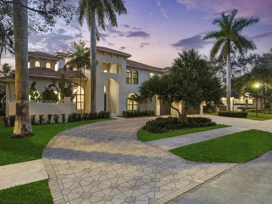 3303 W Stonebrook Cir, Davie, FL 33330 - #2