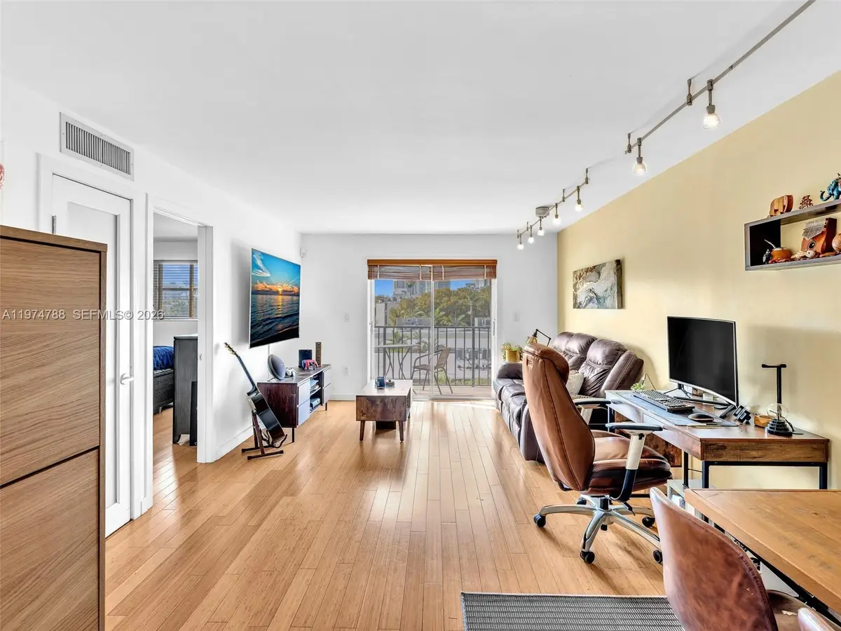 1236 Alton Rd #402, Miami Beach, FL 33139 - #1