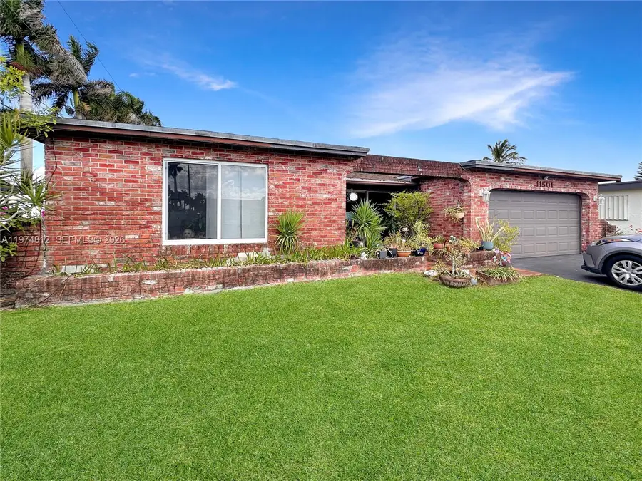 11501 NW 41st St, Sunrise, FL 33323 - #2