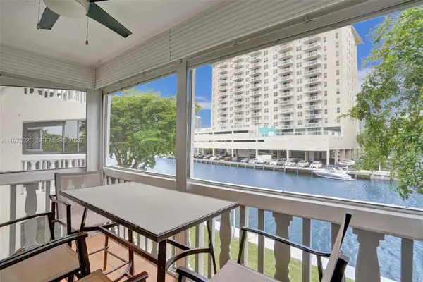 450 Paradise Isle Blvd #204, Hallandale Beach, FL 33009