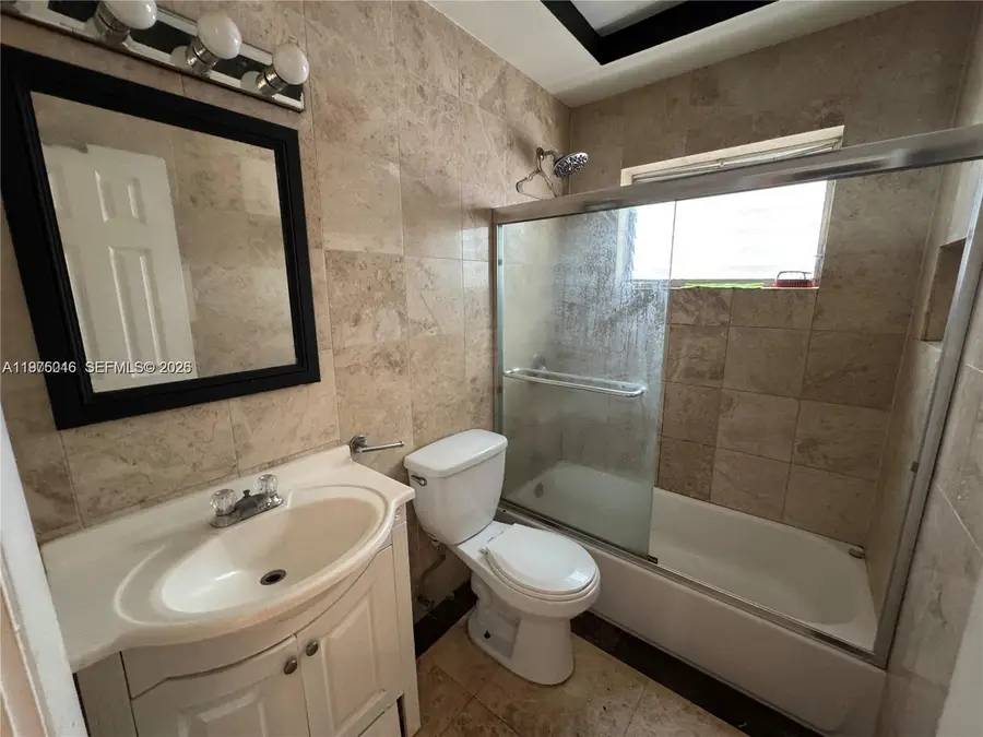 75 Washington Ave #18, Miami Beach, FL 33139 - #2