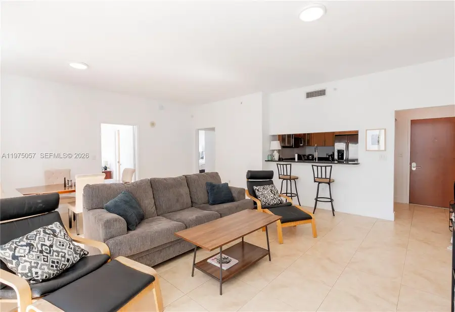 31 SE 5th St #4121, Miami, FL 33131 - #3