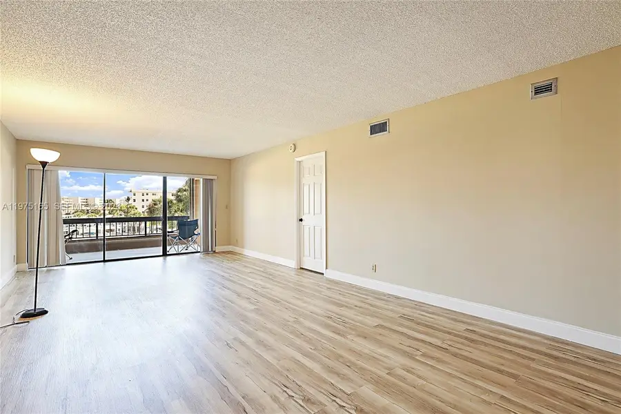 1036 Us Highway 1 #216, North Palm Beach, FL 33408 - #3