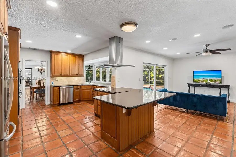 7521 SW 175th St, Palmetto Bay, FL 33157 - #3