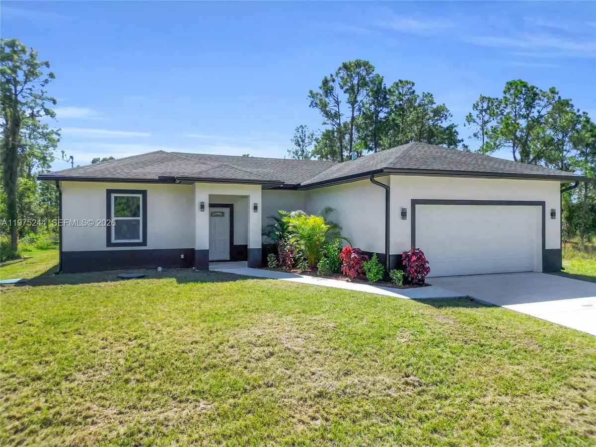 1109 Edgewood St E, Lehigh Acres, FL 33974 - #1