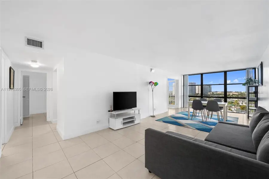 1000 Parkview Dr #1001, Hallandale Beach, FL 33009 - #3
