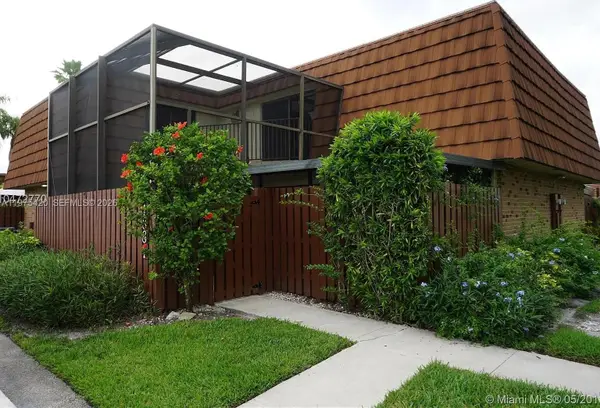 11881 SW 13th Ct, Davie, FL 33325