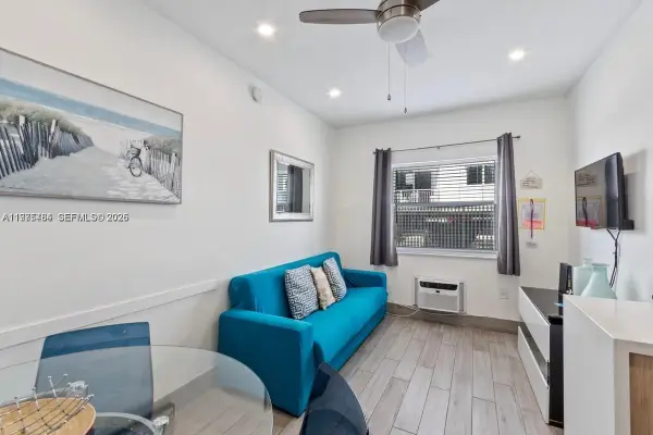 335 Ocean Dr #122, Miami Beach, FL 33139