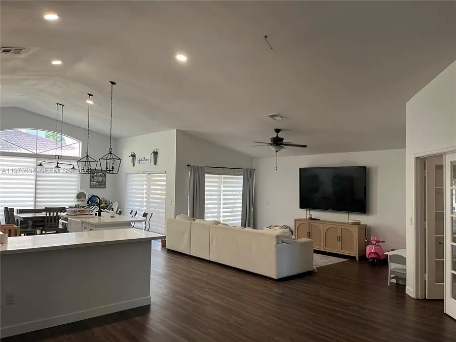 17901 NW 19th St, Pembroke Pines, FL 33029 - #2