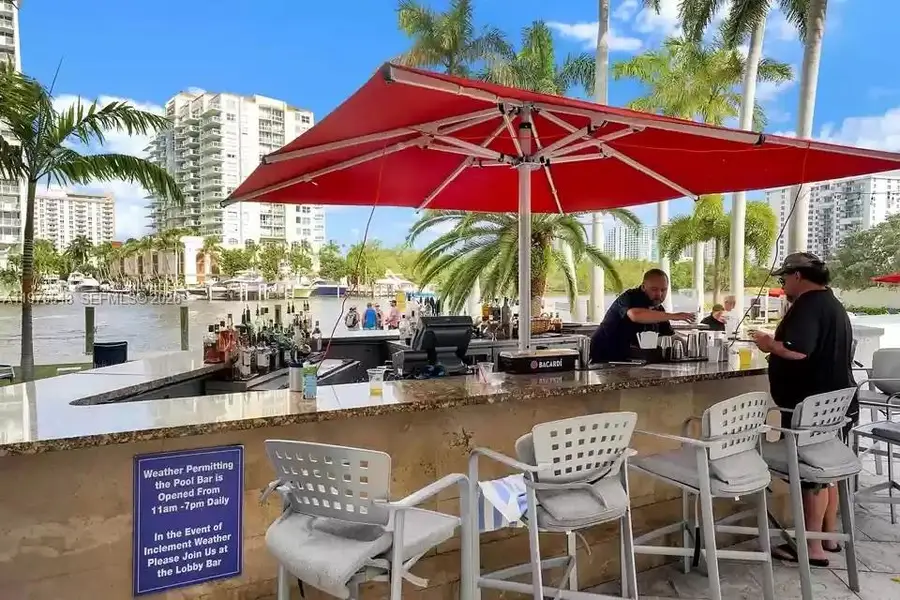 2670 E Sunrise Blvd #1402, Fort Lauderdale, FL 33304 - #3