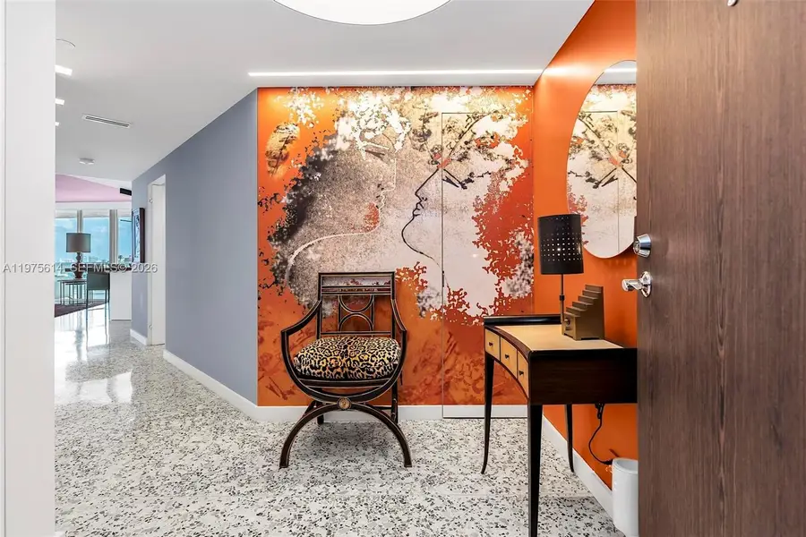 10 Venetian Way #904, Miami Beach, FL 33139 - #2