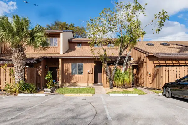 4169 S Pine Island Rd, Davie, FL 33328