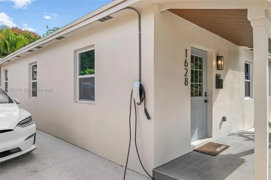 1628 NW 5th Ave, Fort Lauderdale, FL 33311 - #3