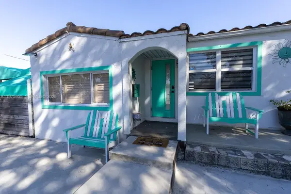 1629 Arthur St, Hollywood, FL 33020