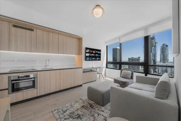 225 N Miami #3009, Miami, FL 33128