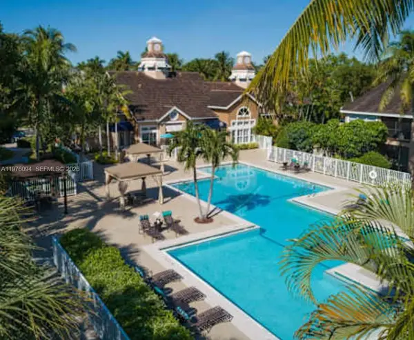 15640 SW 106th Ln #903, Miami, FL 33196