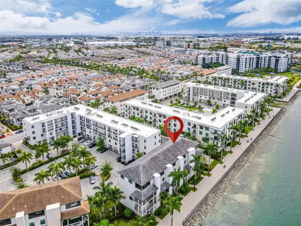 4703 NW 84th Ct, Doral, FL 33166