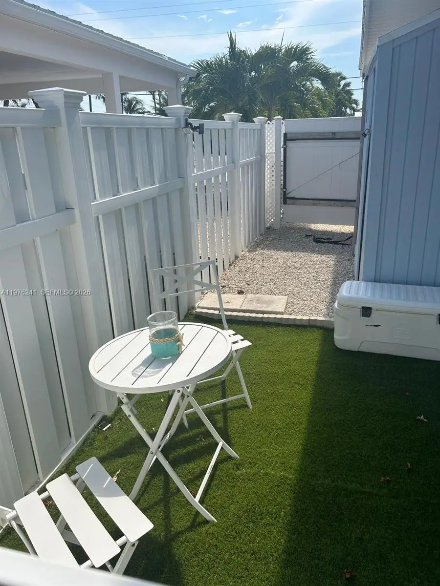 160 10th St, Marathon, FL 33051 - #3