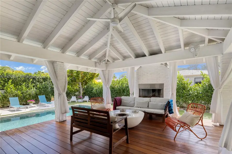 1098 NE 99th St, Miami Shores, FL 33138 - #2