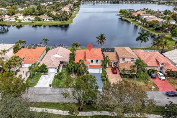 3494 Coco Lake Dr, Coconut Creek, FL 33073