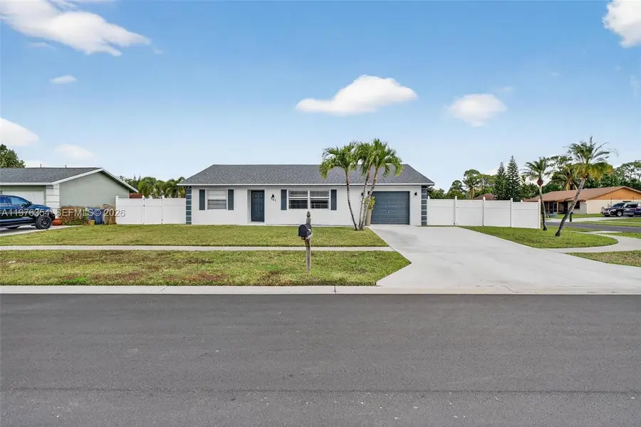 141 Eider Ct, Royal Palm Beach, FL 33411 - #3