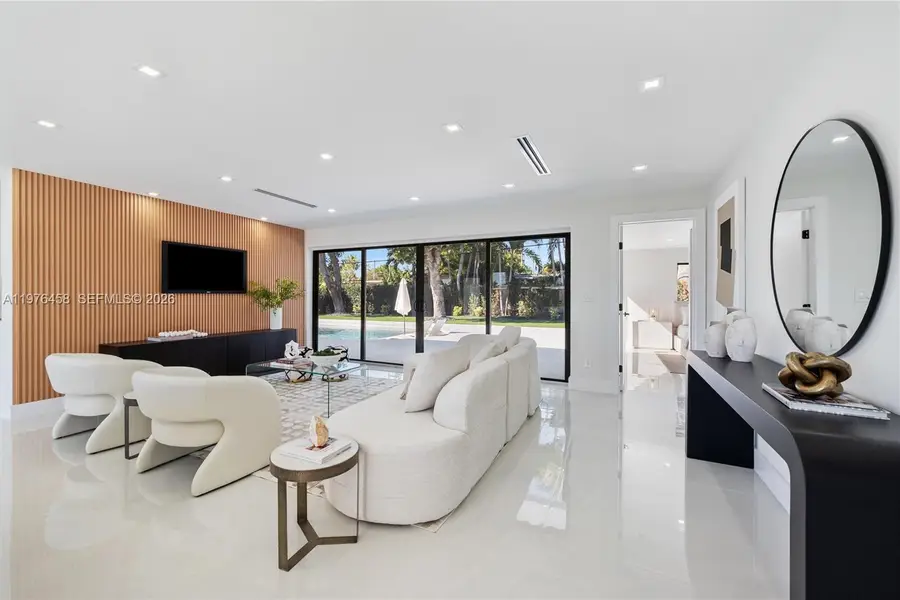 1931 186th Dr, North Miami Beach, FL 33179 - #2